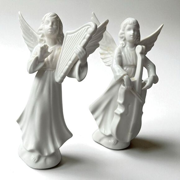 Vintage Porcelain Angel holding instruments Figurines – Pair (Made in Germany) - Picture 1 of 7